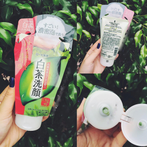 Sữa rửa mặt trà xanh Rohto Shirochasou Nhật Bản 120g