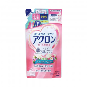 Nước giặt Lion Akuron Nhật Bản hương hoa (túi thay thế 400ml)